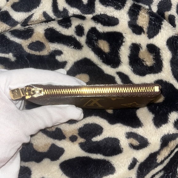 louis vuitton key pouch. (handmade) - Picture 5 of 7